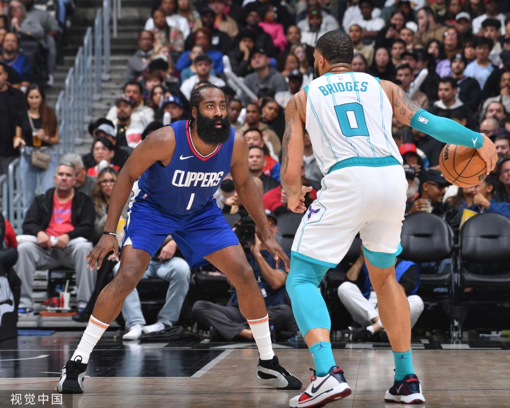 尽管林德是 尽管林德是