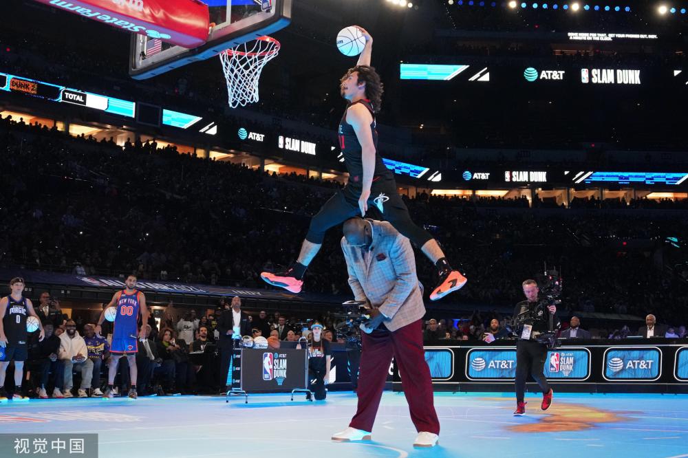 走在相似的 走在相似的