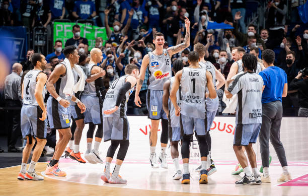 早早锁定了 早早锁定了